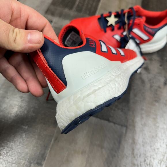 adidas Ultraboost x Copa Chile World Cup Shoes Men's Red White Size 6.5 New - Picture 16 of 16